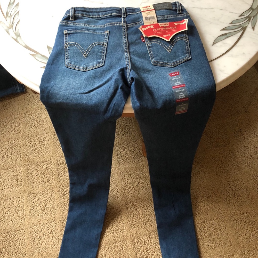 Levi’s Girls size 16